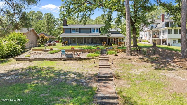 190 Sleepy Creek Drive, Dudley, NC 28333