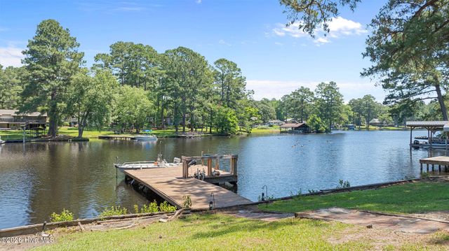 190 Sleepy Creek Drive, Dudley, NC 28333
