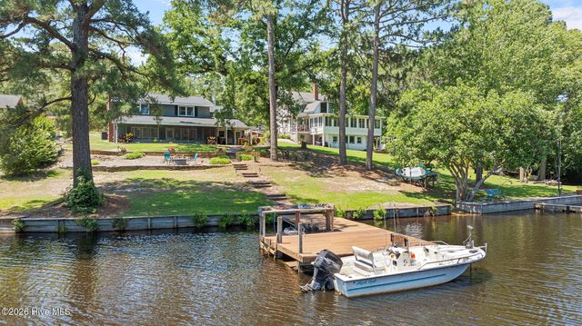 190 Sleepy Creek Drive, Dudley, NC 28333