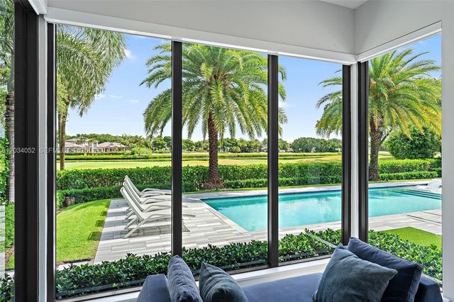 162 Commodore Drive, Jupiter, FL 33477