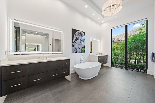 162 Commodore Drive, Jupiter, FL 33477