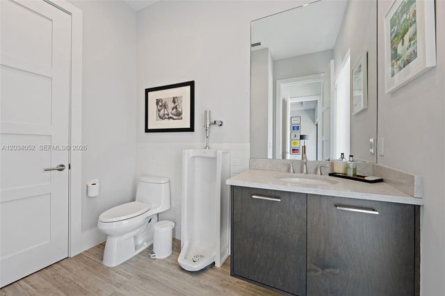 162 Commodore Drive, Jupiter, FL 33477