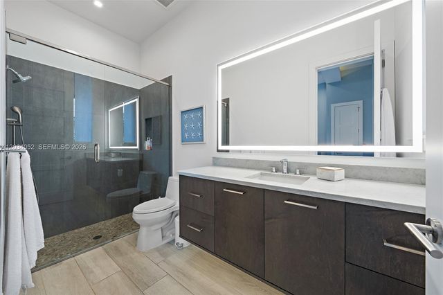 162 Commodore Drive, Jupiter, FL 33477