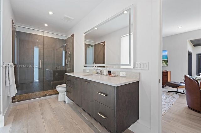 162 Commodore Drive, Jupiter, FL 33477