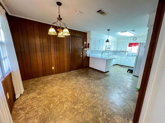 111 LEEWOOD Drive, Arkadelphia, AR 71923