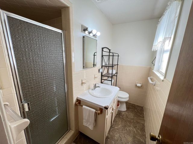 111 LEEWOOD Drive, Arkadelphia, AR 71923