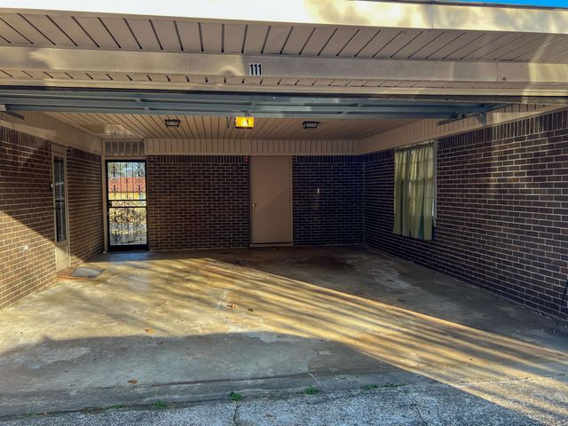 111 LEEWOOD Drive, Arkadelphia, AR 71923