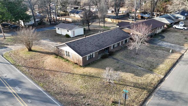 111 LEEWOOD Drive, Arkadelphia, AR 71923
