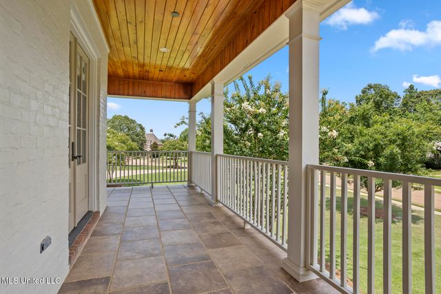 725 Inheritance Place, Flowood, MS 39232