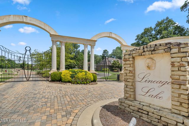 725 Inheritance Place, Flowood, MS 39232