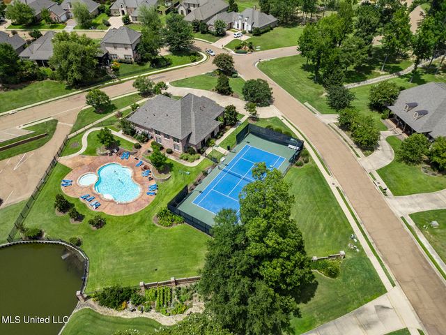725 Inheritance Place, Flowood, MS 39232