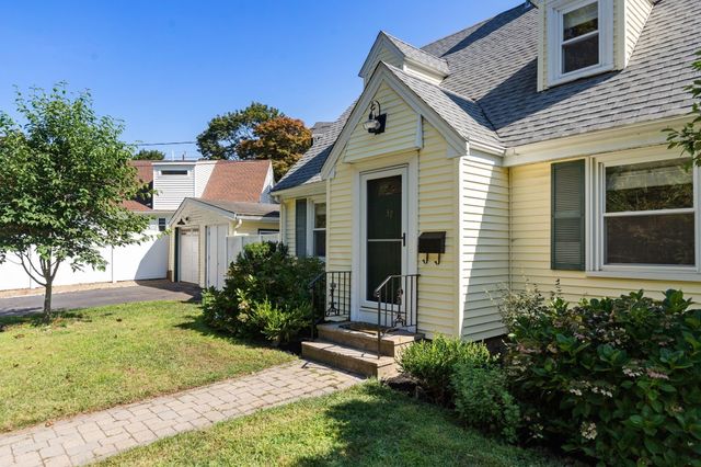 37 West Street, Marblehead, MA 01945