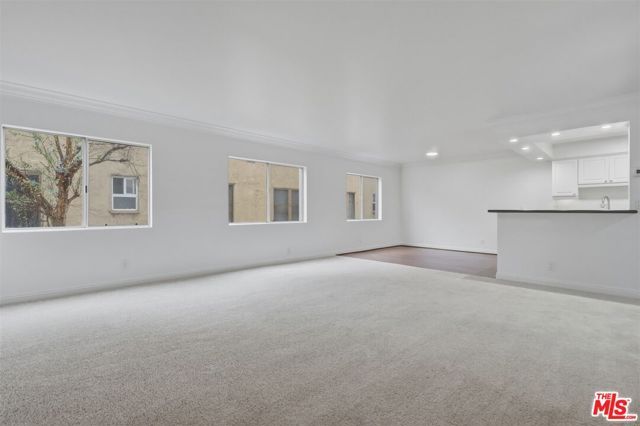 435 N Oakhurst Drive 304, Beverly Hills, CA 90210