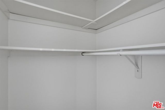 435 N Oakhurst Drive 304, Beverly Hills, CA 90210