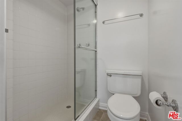 435 N Oakhurst Drive 304, Beverly Hills, CA 90210