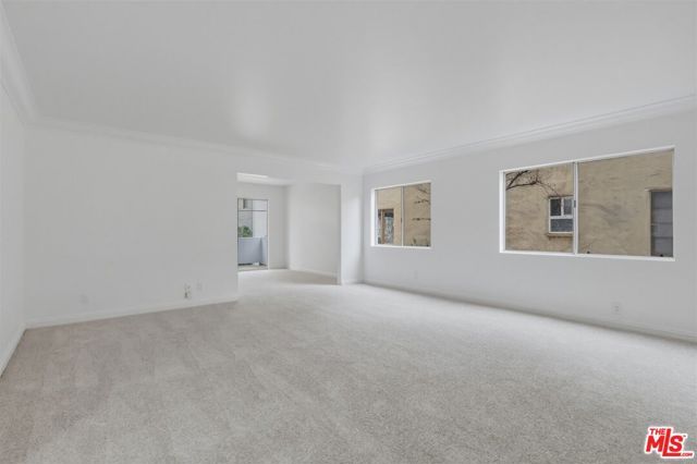 435 N Oakhurst Drive 304, Beverly Hills, CA 90210