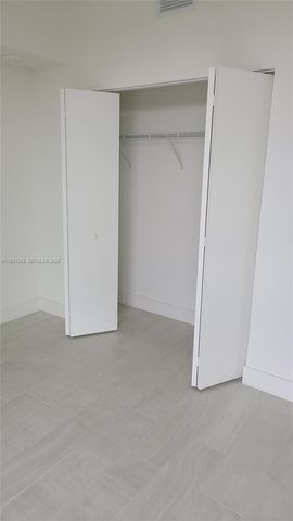 2000 Metropica Way 201, Sunrise, FL 33323