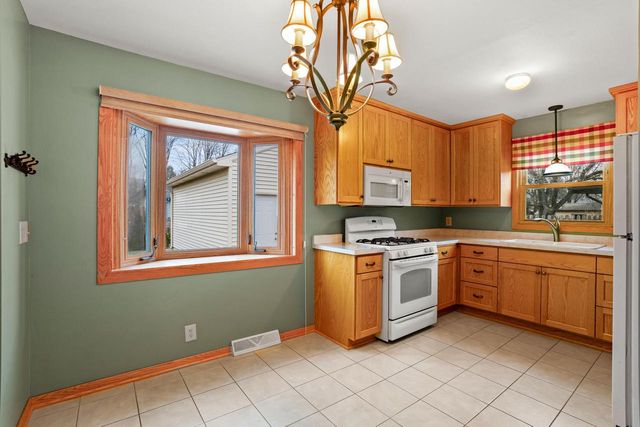 6840 Carlin COURT, Mount Pleasant, WI 53406