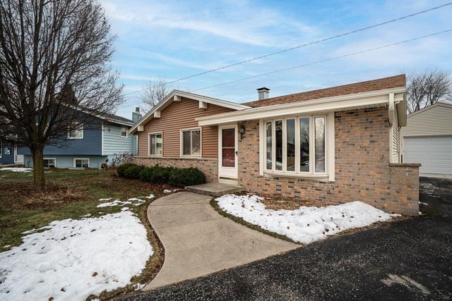 6840 Carlin COURT, Mount Pleasant, WI 53406