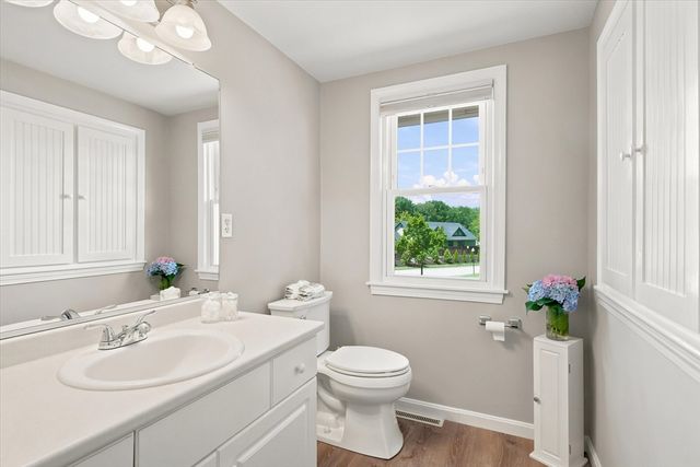 46 River Rd 225, Tewksbury, MA 01876
