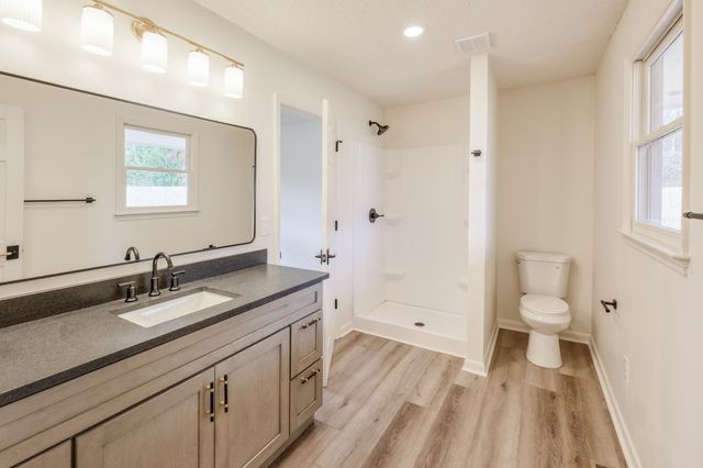 405 Oak Grove Road, Spartanburg, SC 29301