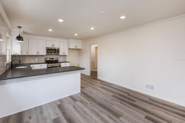 405 Oak Grove Road, Spartanburg, SC 29301