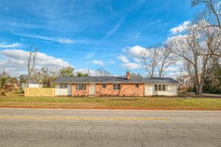405 Oak Grove Road, Spartanburg, SC 29301