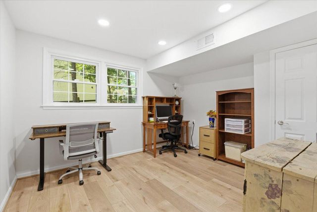 4326 DUNCAN DR, Annandale, VA 22003