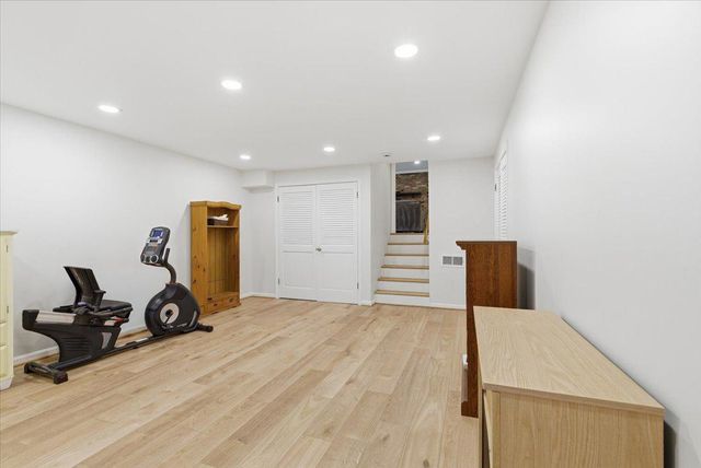 4326 DUNCAN DR, Annandale, VA 22003