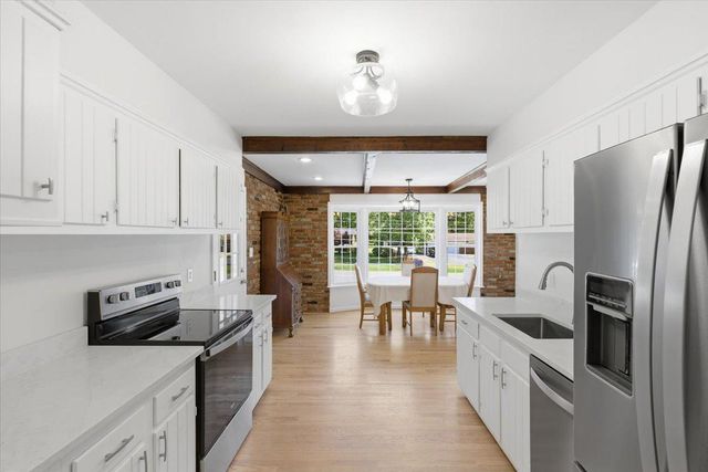 4326 DUNCAN DR, Annandale, VA 22003