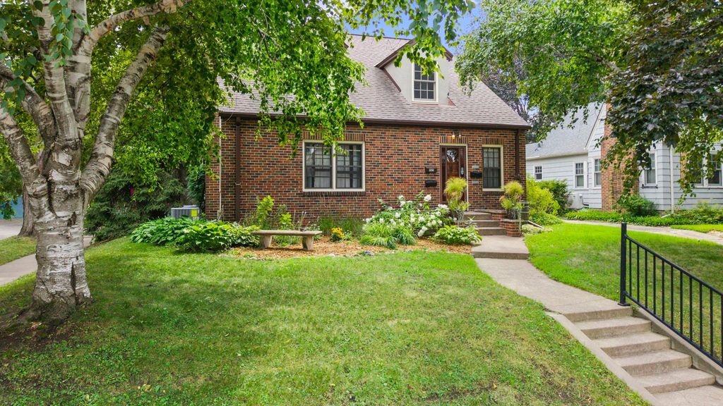 1522 Hague Avenue, Saint Paul, MN 55104 — exterior