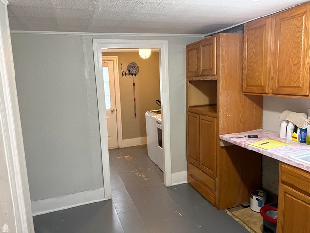 325 N Broadway Street, Lake Orion, MI 48362