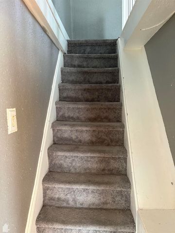 325 N Broadway Street, Lake Orion, MI 48362