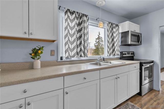 1261 Gowans Road, Evans, NY 14006