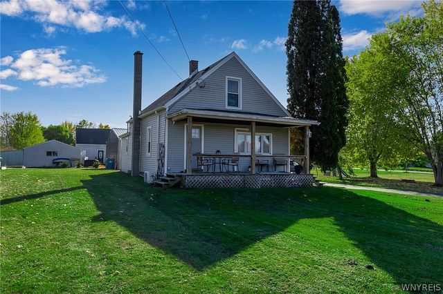 1261 Gowans Road, Evans, NY 14006