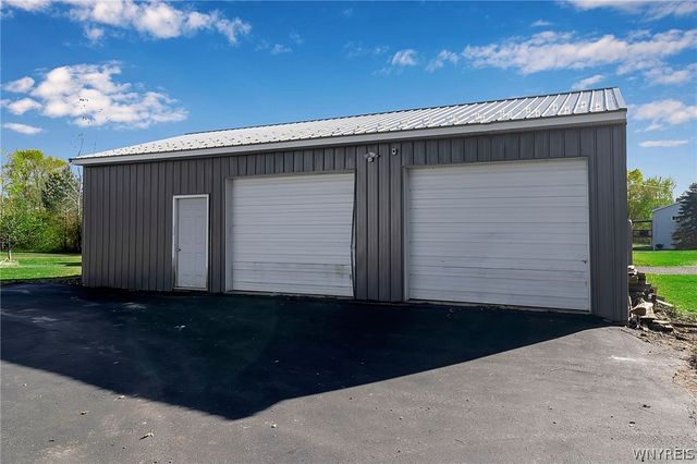 1261 Gowans Road, Evans, NY 14006