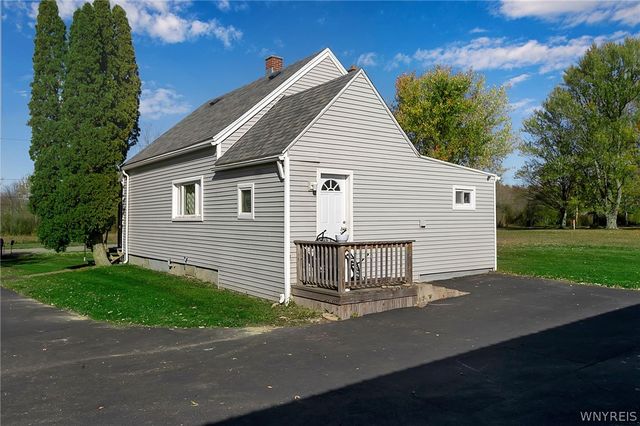 1261 Gowans Road, Evans, NY 14006