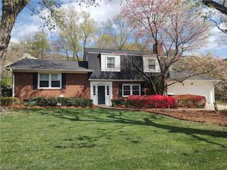 3811 Willowood Drive, Clemmons, NC 27012