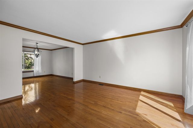 38636 Rutgers Drive, Farmington Hills, MI 48167