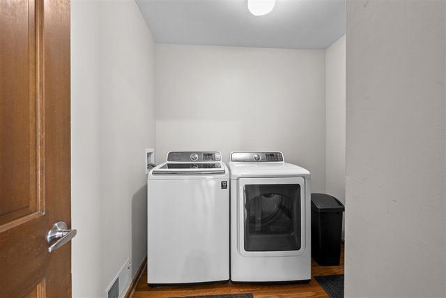 38636 Rutgers Drive, Farmington Hills, MI 48167