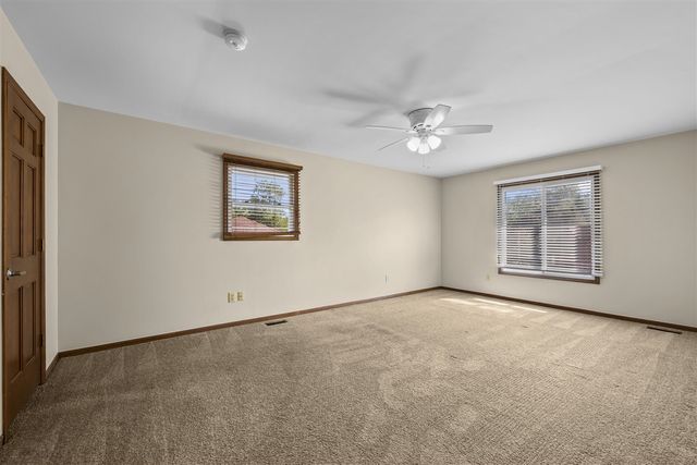 38636 Rutgers Drive, Farmington Hills, MI 48167