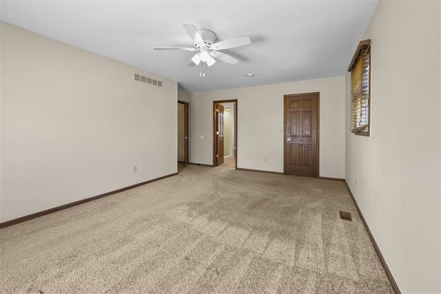 38636 Rutgers Drive, Farmington Hills, MI 48167