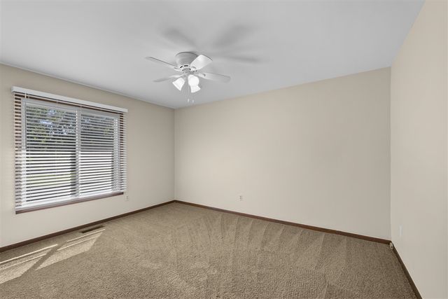 38636 Rutgers Drive, Farmington Hills, MI 48167
