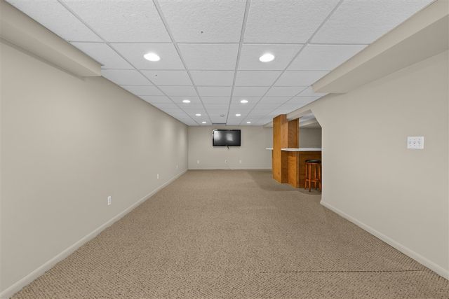 38636 Rutgers Drive, Farmington Hills, MI 48167