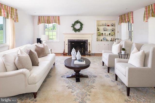 137 DAVIS RD, Malvern, PA 19355