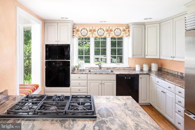 137 DAVIS RD, Malvern, PA 19355