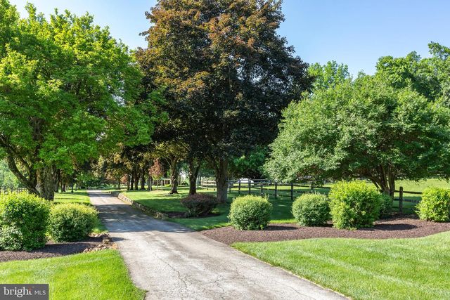 137 DAVIS RD, Malvern, PA 19355