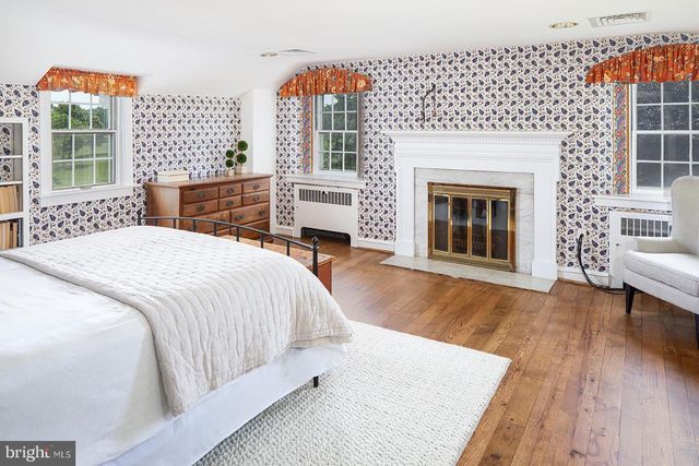 137 DAVIS RD, Malvern, PA 19355