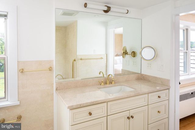 137 DAVIS RD, Malvern, PA 19355
