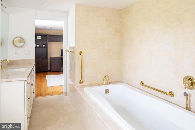 137 DAVIS RD, Malvern, PA 19355